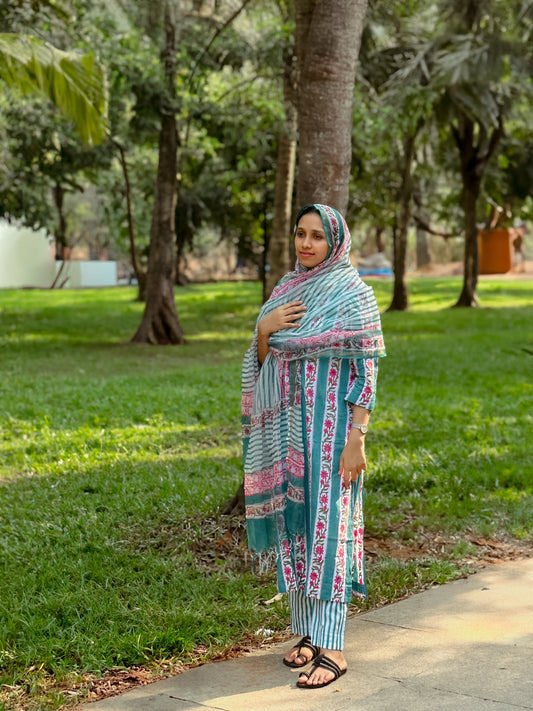 Handblock Printed Kurti set with Mul Cotton Dupatta